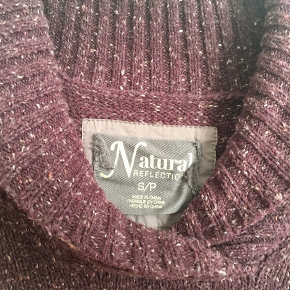 Women’s wool Sweater Cozy - Picture 2 of 2